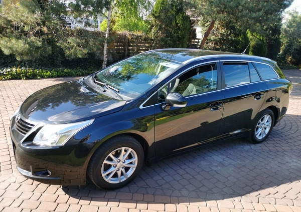 Toyota Avensis cena 35100 przebieg: 223500, rok produkcji 2010 z Toszek małe 781